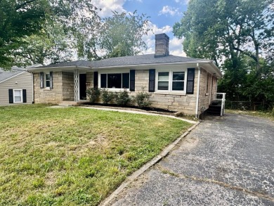 Discover this beautifully updated 3-bedroom, 1-bath Bedford on Arlington Association in Kentucky - for sale on GolfHomes.com, golf home, golf lot