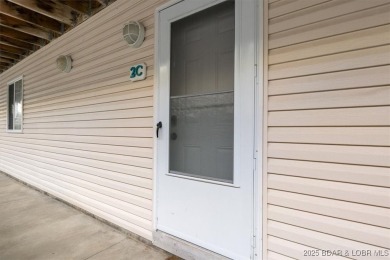 Don't miss this move-in ready, beautifully updated 2 Bed / 2 on Tan-Tar-A Golf Club in Missouri - for sale on GolfHomes.com, golf home, golf lot