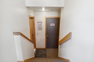 Tastefully decorated one-bedroom, one-bathroom condo with two on Killington Golf Course in Vermont - for sale on GolfHomes.com, golf home, golf lot