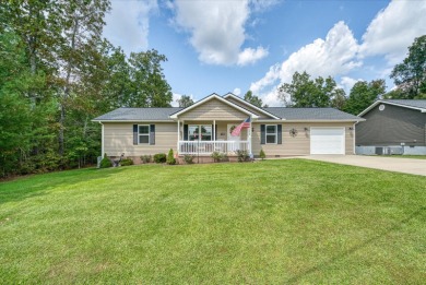 Move-In Ready Home in Lake Tansi! Take a look at this 2-bedroom on Lake Tansi Village Country Club in Tennessee - for sale on GolfHomes.com, golf home, golf lot