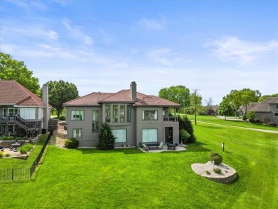 Welcome to this stunning luxury home located in the desirable on Lakewood Oaks Golf Club, Ltd. in Missouri - for sale on GolfHomes.com, golf home, golf lot