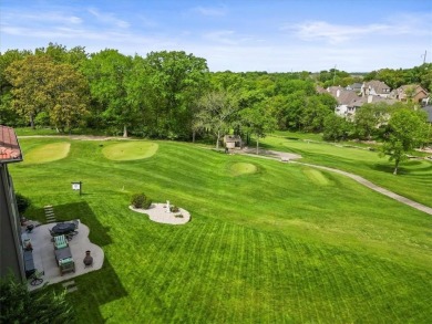 Welcome to this stunning luxury home located in the desirable on Lakewood Oaks Golf Club, Ltd. in Missouri - for sale on GolfHomes.com, golf home, golf lot