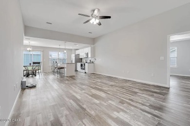 Beautiful corner lot home in Lynn Haven with detached on Panama Country Club in Florida - for sale on GolfHomes.com, golf home, golf lot