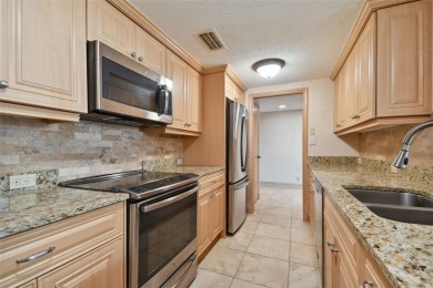 Two Bedroom/Two Bath *C* Unit-This two-door entry Two on Innisbrook Resort and Golf Club in Florida - for sale on GolfHomes.com, golf home, golf lot