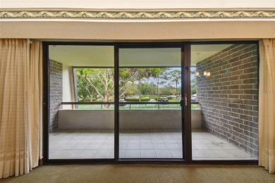 Two Bedroom/Two Bath *C* Unit-This two-door entry Two on Innisbrook Resort and Golf Club in Florida - for sale on GolfHomes.com, golf home, golf lot