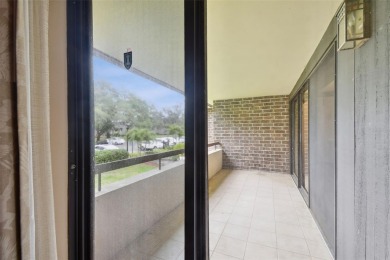 Two Bedroom/Two Bath *C* Unit-This two-door entry Two on Innisbrook Resort and Golf Club in Florida - for sale on GolfHomes.com, golf home, golf lot