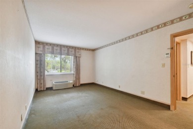 Two Bedroom/Two Bath *C* Unit-This two-door entry Two on Innisbrook Resort and Golf Club in Florida - for sale on GolfHomes.com, golf home, golf lot