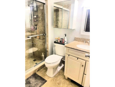 Discover this beautifully maintained 2BR 2BA condo in the on Oriole Golf and Tennis Club in Florida - for sale on GolfHomes.com, golf home, golf lot