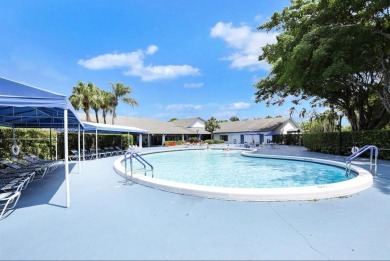 Discover this beautifully maintained 2BR 2BA condo in the on Oriole Golf and Tennis Club in Florida - for sale on GolfHomes.com, golf home, golf lot