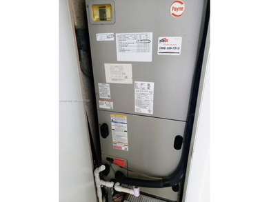 Excellent Location!!! 2/2 Corner unit located in heart of on Turnberry Isle Resort and Club in Florida - for sale on GolfHomes.com, golf home, golf lot