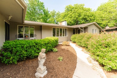 Spacious Riverview Ranch Retreat with Prime Access and on Buena Vista Golf Course in Illinois - for sale on GolfHomes.com, golf home, golf lot