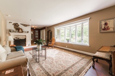 Spacious Riverview Ranch Retreat with Prime Access and on Buena Vista Golf Course in Illinois - for sale on GolfHomes.com, golf home, golf lot
