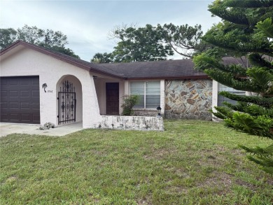 INVESTOR SPECIAL! 2 bedroom, 2 bathroom, 1 car garage home in on Sea Pines Golf Club in Florida - for sale on GolfHomes.com, golf home, golf lot