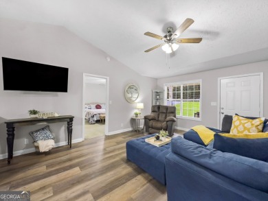 Welcome to this charming well maintained 3-bed, 2-bath move-in on Turtle Cove Golf Course in Georgia - for sale on GolfHomes.com, golf home, golf lot