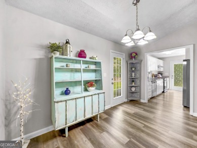 Welcome to this charming well maintained 3-bed, 2-bath move-in on Turtle Cove Golf Course in Georgia - for sale on GolfHomes.com, golf home, golf lot