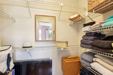 This well-maintained townhome offers a versatile floor plan with on Hillcrest Golf Club in Arizona - for sale on GolfHomes.com, golf home, golf lot