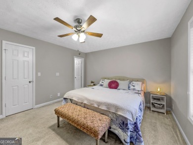 Welcome to this charming well maintained 3-bed, 2-bath move-in on Turtle Cove Golf Course in Georgia - for sale on GolfHomes.com, golf home, golf lot