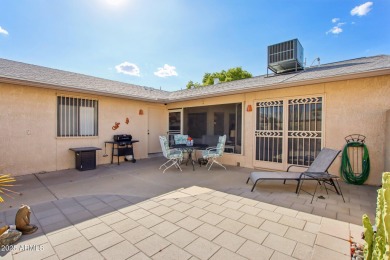 This well-maintained townhome offers a versatile floor plan with on Hillcrest Golf Club in Arizona - for sale on GolfHomes.com, golf home, golf lot
