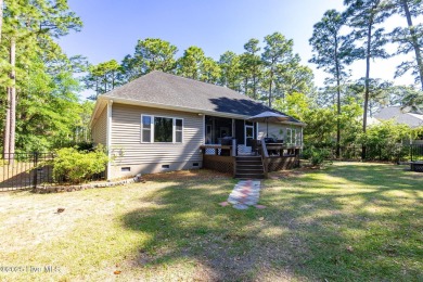 Welcome to this stunning 4-bedroom, 3.5-bath home perfectly on Star Hill Golf Club  in North Carolina - for sale on GolfHomes.com, golf home, golf lot
