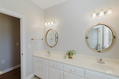 Welcome to this spacious home located in a mature neighborhood on Quail Creek Golf Course in Alabama - for sale on GolfHomes.com, golf home, golf lot