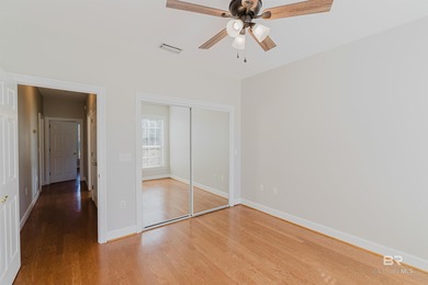 Welcome to this spacious home located in a mature neighborhood on Quail Creek Golf Course in Alabama - for sale on GolfHomes.com, golf home, golf lot