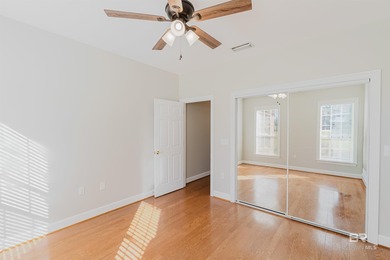 Welcome to this spacious home located in a mature neighborhood on Quail Creek Golf Course in Alabama - for sale on GolfHomes.com, golf home, golf lot