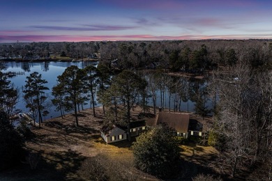 *Sunnyside Farm* is a rare gem in the Northern Neck of Virginia on Indian Creek Yacht and Country Club in Virginia - for sale on GolfHomes.com, golf home, golf lot