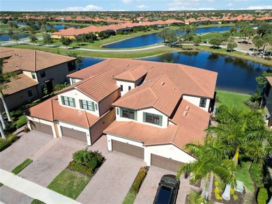 If you have ever wanted to live in paradise, then this home is on Sarasota National Golf Club in Florida - for sale on GolfHomes.com, golf home, golf lot