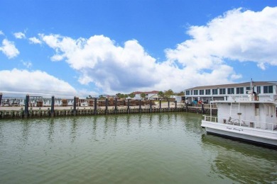 236 3rd St, San Leon, TX, is just two streets from the bay on Chapparral Rec Assoc Golf Club in Texas - for sale on GolfHomes.com, golf home, golf lot