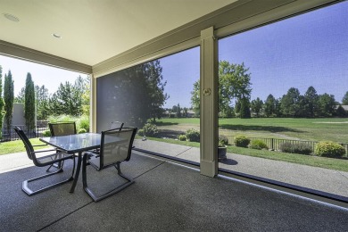 Stunning, contemporary single level 3 bed, 3 bath home perfectly on Rogue Valley Country Club in Oregon - for sale on GolfHomes.com, golf home, golf lot