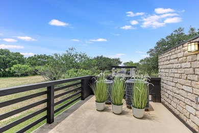LOCATION, LOCATION, LOCATION! This amazing townhome in Horseshoe on Apple Rock Golf Course - Horseshoe Bay in Texas - for sale on GolfHomes.com, golf home, golf lot