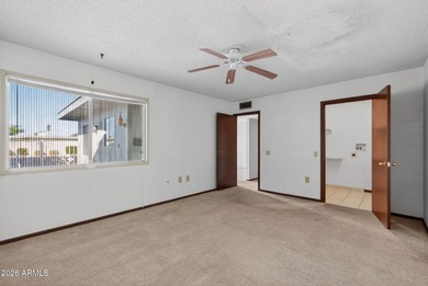 AMAZING, MOVE-IN READY 2 BDR/2 BATH IN BEAUTIFUL SUN CITY! on PalmBrook Country Club in Arizona - for sale on GolfHomes.com, golf home, golf lot