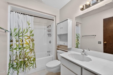 AMAZING, MOVE-IN READY 2 BDR/2 BATH IN BEAUTIFUL SUN CITY! on PalmBrook Country Club in Arizona - for sale on GolfHomes.com, golf home, golf lot