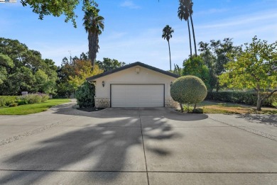 21 Castlewood Dr., located in the desirable Castlewood Country on Castlewood Country Club in California - for sale on GolfHomes.com, golf home, golf lot