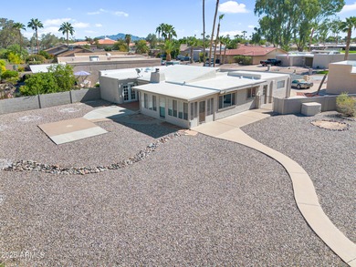 Welcome to your Sun Lakes Dream in a premier 55+ community! This on Sun Lakes Country Club in Arizona - for sale on GolfHomes.com, golf home, golf lot