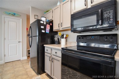 New price, motivated seller and priced to sell! Your Perfect on Seasons Ridge At Four Seasons in Missouri - for sale on GolfHomes.com, golf home, golf lot