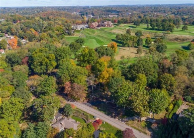 Perfect blend of Traditional and Contemporary with tons of on Edgewood Country Club in Pennsylvania - for sale on GolfHomes.com, golf home, golf lot