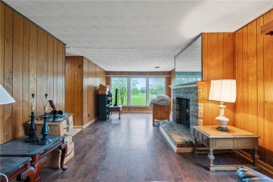 RARE 3-unit on a golf course! Recently renovated and full of on Greenview Country Club - Greenview in New York - for sale on GolfHomes.com, golf home, golf lot