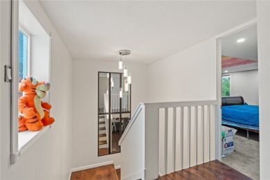 RARE 3-unit on a golf course! Recently renovated and full of on Greenview Country Club - Greenview in New York - for sale on GolfHomes.com, golf home, golf lot