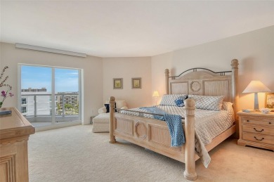 Rarely available and beautifully renovated 11th floor Penthouse on Links on Longboat Golf Club in Florida - for sale on GolfHomes.com, golf home, golf lot