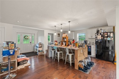 RARE 3-unit on a golf course! Recently renovated and full of on Greenview Country Club - Greenview in New York - for sale on GolfHomes.com, golf home, golf lot