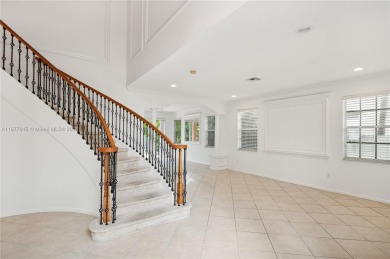 This wonderful single family home has 5 bedrooms & 3 baths w/ a on The Links At Madison Green in Florida - for sale on GolfHomes.com, golf home, golf lot