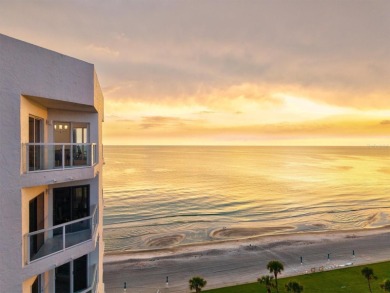 Rarely available and beautifully renovated 11th floor Penthouse on Links on Longboat Golf Club in Florida - for sale on GolfHomes.com, golf home, golf lot