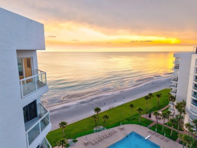 Rarely available and beautifully renovated 11th floor Penthouse on Links on Longboat Golf Club in Florida - for sale on GolfHomes.com, golf home, golf lot