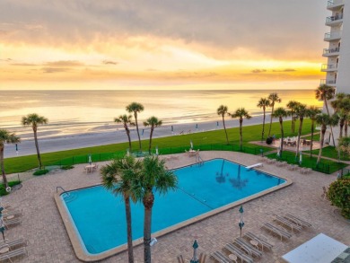 Rarely available and beautifully renovated 11th floor Penthouse on Links on Longboat Golf Club in Florida - for sale on GolfHomes.com, golf home, golf lot