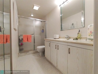 IMMACULATE FURNISHED TURN-KEY 2BR/2BTH! OPEN KITCHEN CONCEPT on Wynmoor Golf Course in Florida - for sale on GolfHomes.com, golf home, golf lot