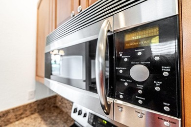 At 2226 sqft, this beautiful two-story, 3 bedroom, 2.5 bath and on Mariner Sands Country Club in Florida - for sale on GolfHomes.com, golf home, golf lot