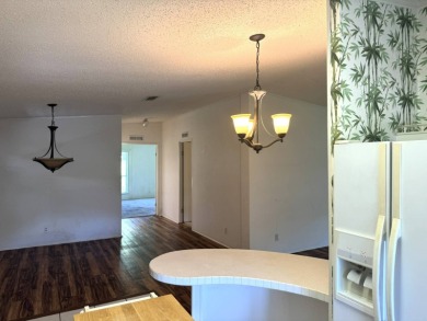 Here's a home that has enormous potential. Great open floor plan on The Meadows At Countrywood in Florida - for sale on GolfHomes.com, golf home, golf lot