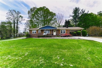 GREAT OPPORTUNITY in Pine Knolls golfing community.  This brick on Pine Knolls Golf Course in North Carolina - for sale on GolfHomes.com, golf home, golf lot