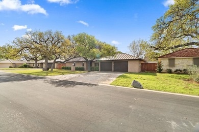 Located in the heart of Horseshoe Bay and close to the shores of on Slick Rock Golf Course - Horseshoe Bay in Texas - for sale on GolfHomes.com, golf home, golf lot